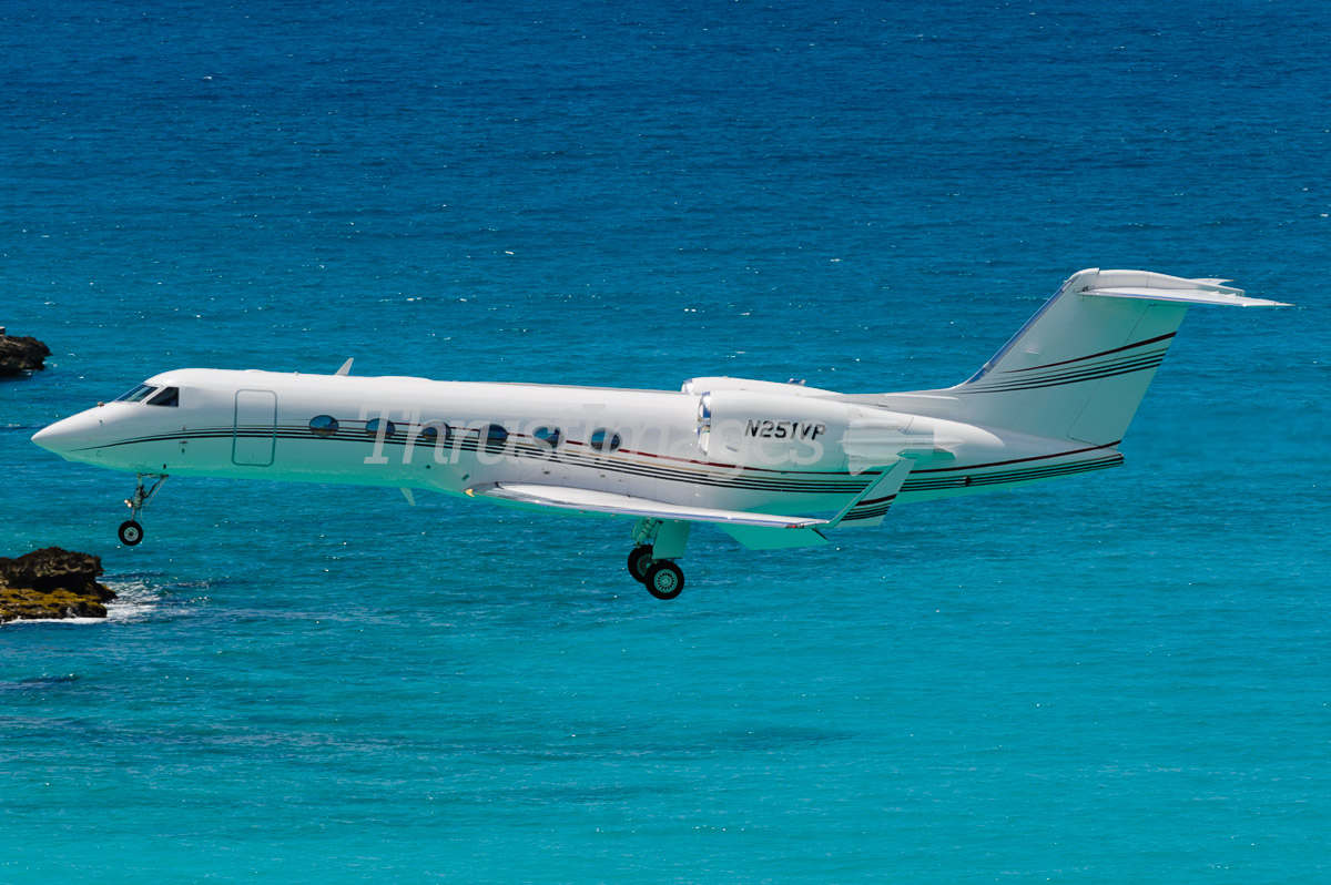 Gulfstream Aerospace G-IV-X Gulfstream G450 N251VP (cn 4083)